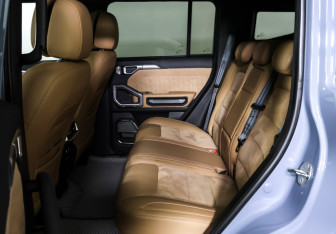 Подержанный автомобиль Jetour T2 2024 года (11 фото)