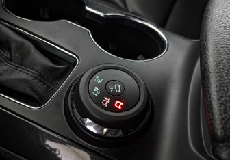 Подержанный автомобиль Ford Explorer 2018 года (27 фото)