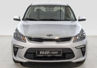 Подержанный автомобиль Kia Rio Sedan 2020 года (2 фото)