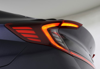 Подержанный автомобиль Hyundai Sonata 2019 года (27 фото)