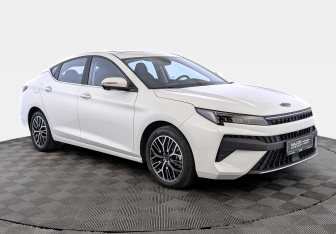 Подержанный автомобиль Москвич 6 2023 года (3 фото)