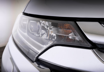 Подержанный автомобиль Mitsubishi Outlander 2016 года (17 фото)