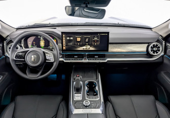 Новый Tank 400 2025 (10 фото)