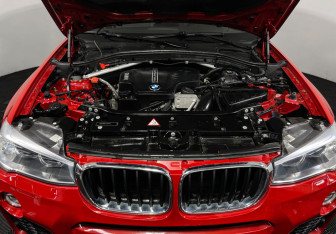 Подержанный автомобиль BMW X4 2015 года (10 фото)