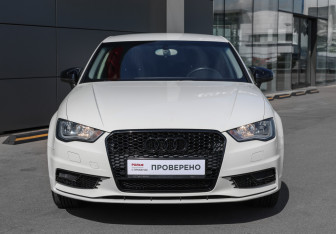 Подержанный автомобиль Audi A3 Sedan 2014 года (2 фото)