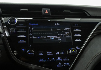 Подержанный автомобиль Toyota Camry Sedan 2020 года (16 фото)