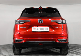 Подержанный автомобиль Changan UNI-S 2024 года (6 фото)