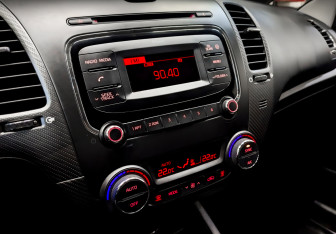 Подержанный автомобиль Kia Cerato Sedan 2019 года (15 фото)