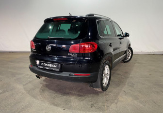 Подержанный автомобиль Volkswagen Tiguan 2011 года (4 фото)