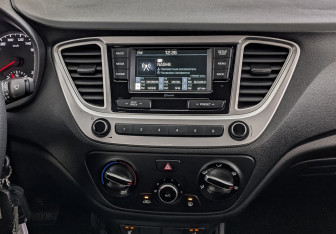 Подержанный автомобиль Hyundai Solaris Sedan 2020 года (17 фото)