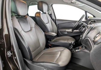 Подержанный автомобиль Renault Kaptur 2019 года (23 фото)