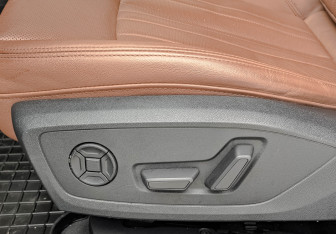 Подержанный автомобиль Audi A6 Sedan 2022 года (20 фото)