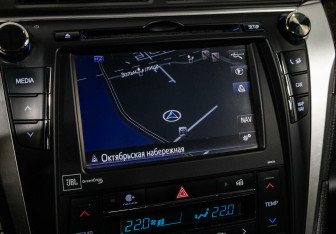 Подержанный автомобиль Toyota Camry Sedan 2015 года (11 фото)