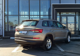 Подержанный автомобиль Skoda Kodiaq 2021 года (5 фото)
