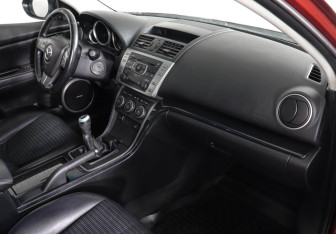 Подержанный автомобиль Mazda 6 Sedan 2008 года (6 фото)