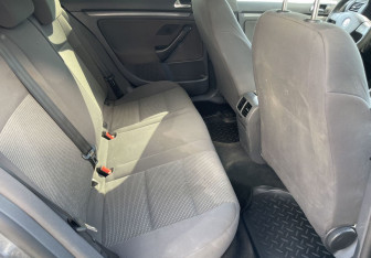 Подержанный автомобиль Volkswagen Jetta Sedan 2008 года (11 фото)