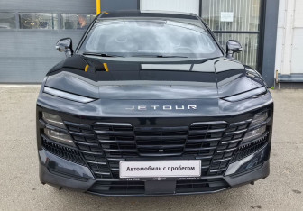 Подержанный автомобиль Jetour Dashing 2023 года (2 фото)