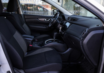 Подержанный автомобиль Nissan Qashqai 2019 года (10 фото)