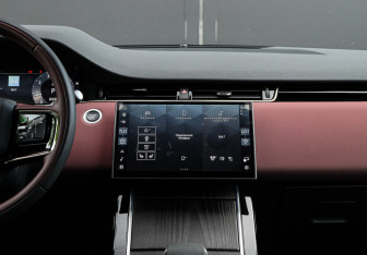 Подержанный автомобиль Land Rover Range Rover Evoque 2024 года (13 фото)