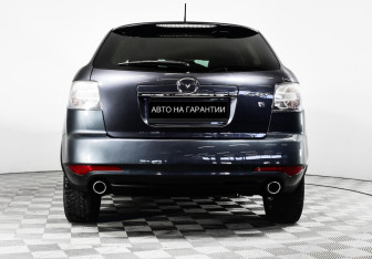 Подержанный автомобиль Mazda CX-7 2011 года (4 фото)