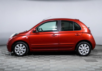 Подержанный автомобиль Nissan Micra Hatchback 2008 года (8 фото)