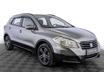 Подержанный автомобиль Suzuki SX4 Hatchback 2013 года (3 фото)