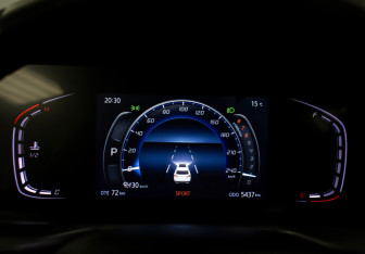 Подержанный автомобиль Changan CS75PLUS 2023 года (11 фото)