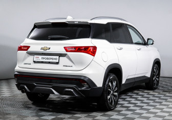 Подержанный автомобиль Chevrolet Captiva 2021 года (5 фото)