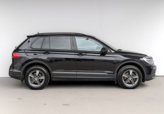 Подержанный автомобиль Volkswagen Tiguan 2021 года (4 фото)