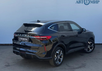 Подержанный автомобиль Haval F7 2022 года (8 фото)