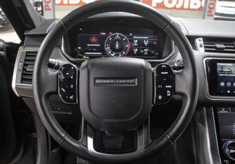 Подержанный автомобиль Land Rover Range Rover Sport 2018 года (16 фото)