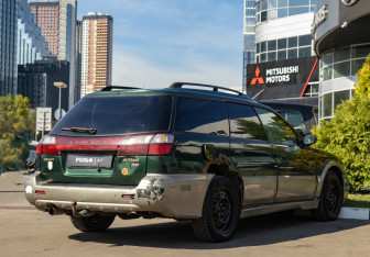 Подержанный автомобиль Subaru Outback Wagon 2000 года (4 фото)