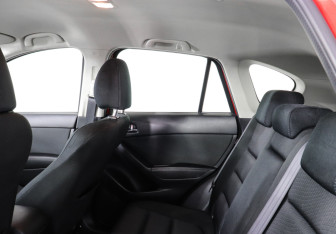 Подержанный автомобиль Mazda CX-5 2014 года (10 фото)