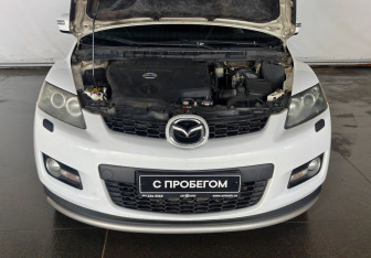 Подержанный автомобиль Mazda CX-7 2008 года (9 фото)