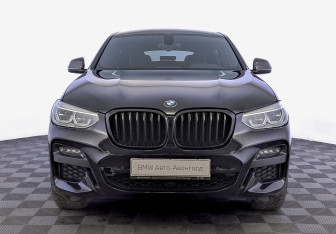 Подержанный автомобиль BMW X4 2020 года (2 фото)