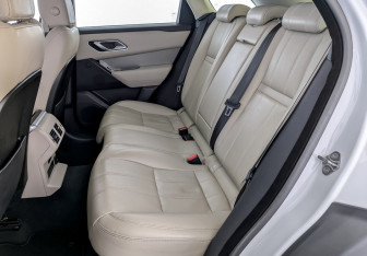 Подержанный автомобиль Land Rover Range Rover Velar 2019 года (12 фото)