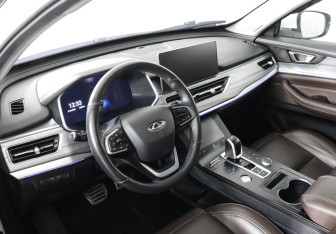 Подержанный автомобиль Chery Tiggo 8 Pro 2023 года (9 фото)