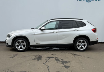 Подержанный автомобиль BMW X1 2014 года (8 фото)