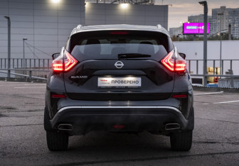 Подержанный автомобиль Nissan Murano Suv 2021 года (5 фото)