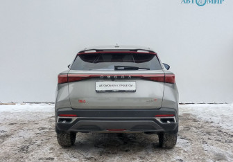 Подержанный автомобиль Omoda C5 2023 года (6 фото)