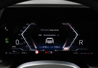 Подержанный автомобиль BMW X2 2024 года (13 фото)