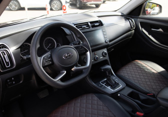 Подержанный автомобиль Hyundai Creta 2021 года (10 фото)