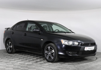 Подержанный автомобиль Mitsubishi Lancer Sedan 2008 года (6 фото)