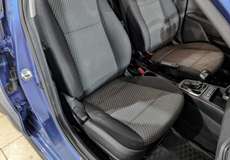 Подержанный автомобиль Kia Rio Hatchback 2019 года (22 фото)