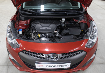 Подержанный автомобиль Hyundai i30 Hatchback 2015 года (9 фото)