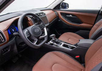 Подержанный автомобиль Hyundai Creta 2022 года (10 фото)