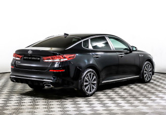Подержанный автомобиль Kia Optima Sedan 2019 года (3 фото)