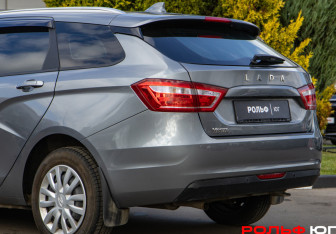 Подержанный автомобиль LADA (ВАЗ) Vesta Wagon 2020 года (19 фото)