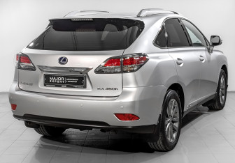 Подержанный автомобиль Lexus RX 2013 года (5 фото)