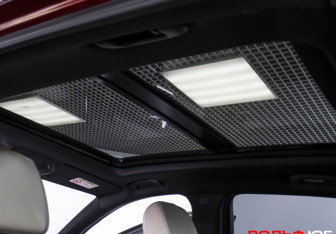 Подержанный автомобиль Cadillac XT4 2021 года (16 фото)